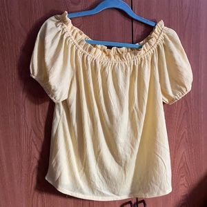 —Medium Yellow Top